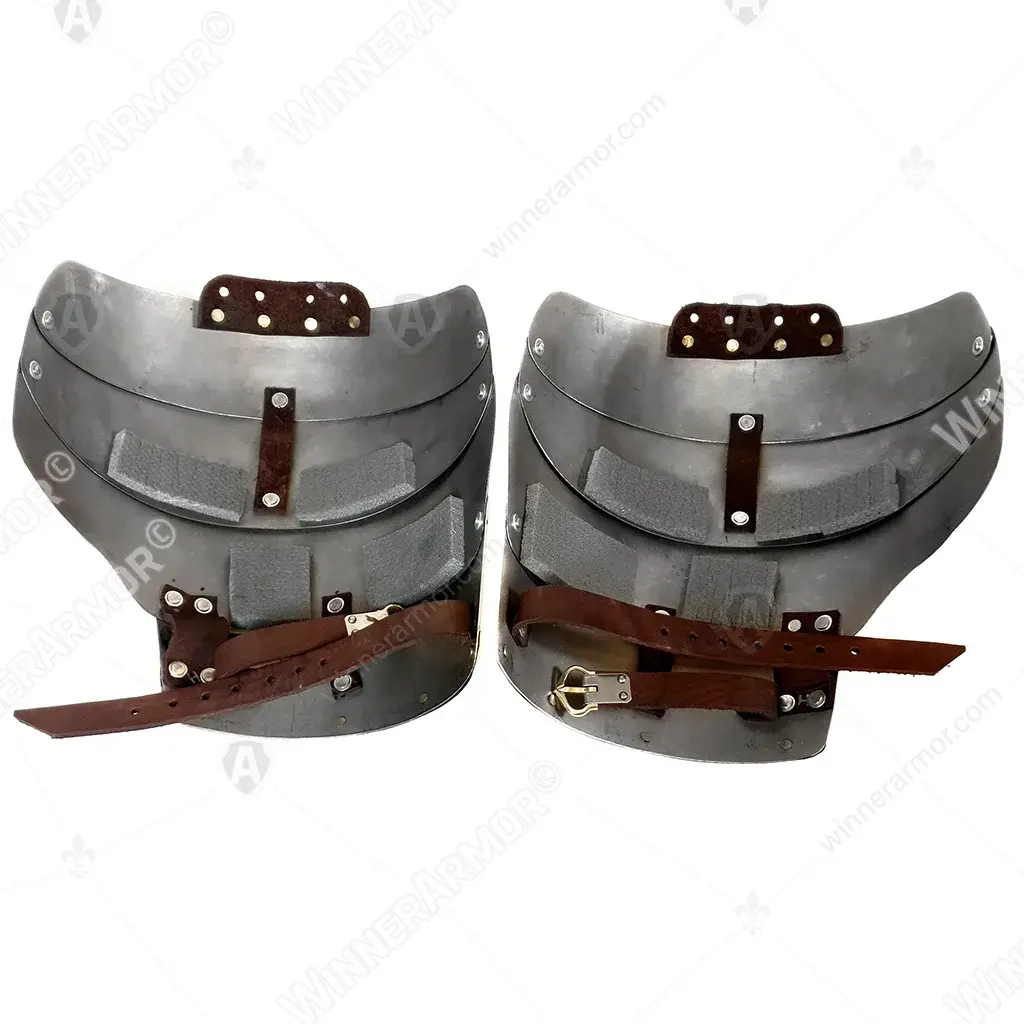 Big knight shoulders