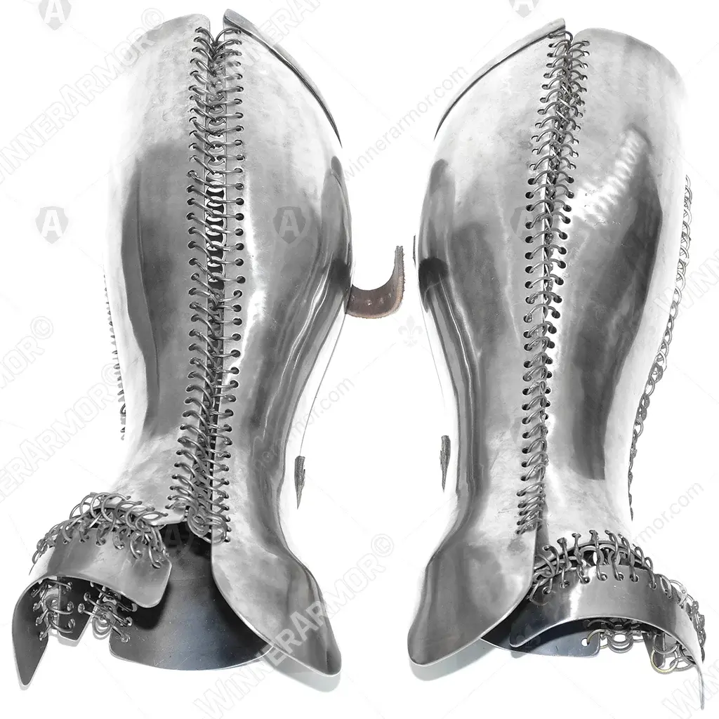 Anatomic eastern greaves