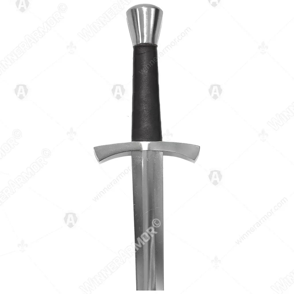 One-handed sword with conical pommel type 2