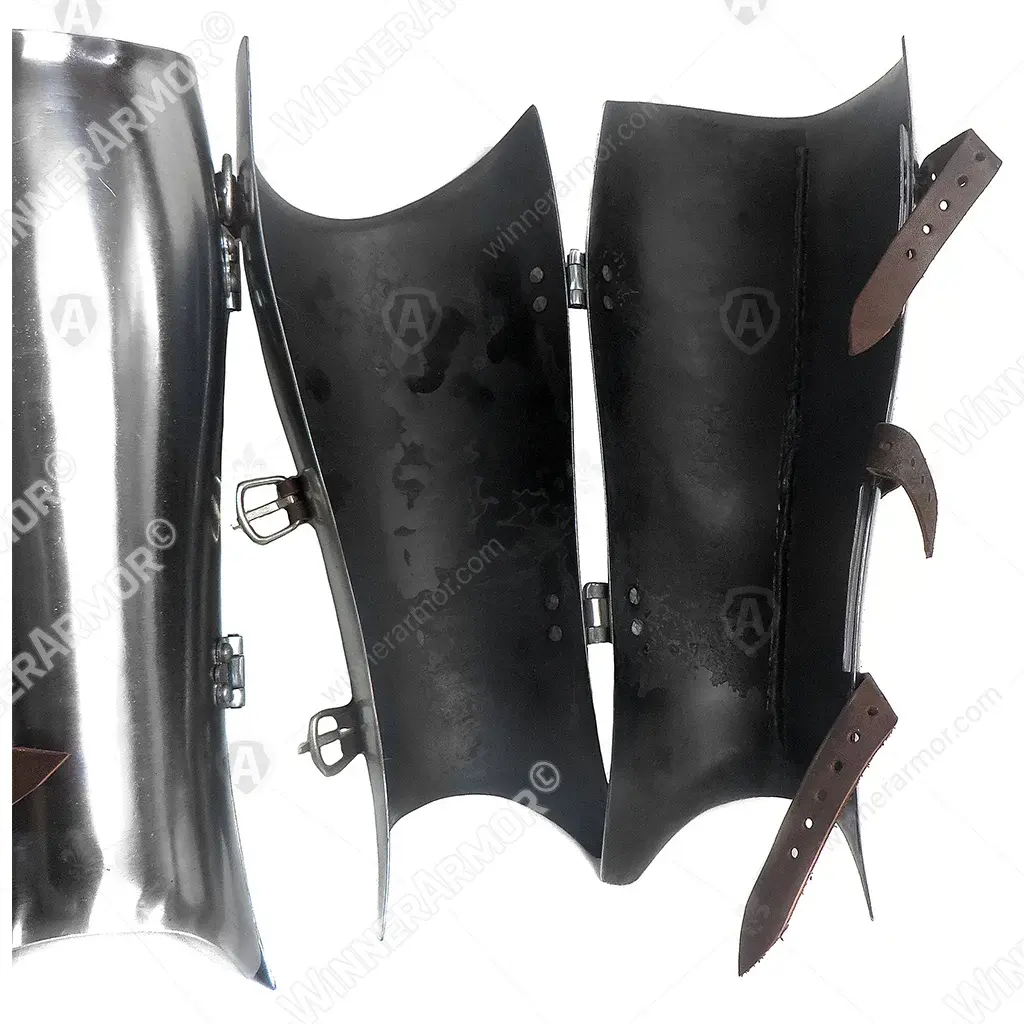 Simple european greaves