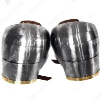 Big knight shoulders