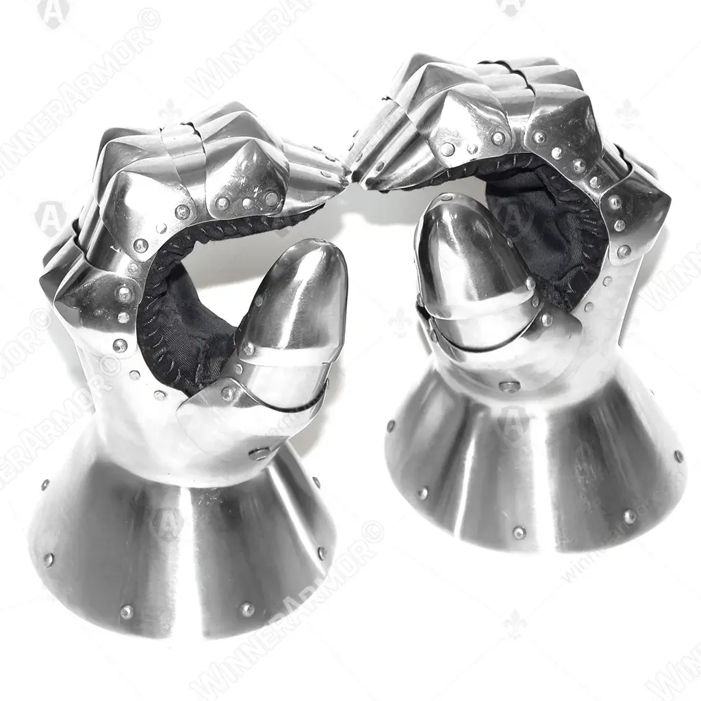 Hourglass bugurt gauntlets