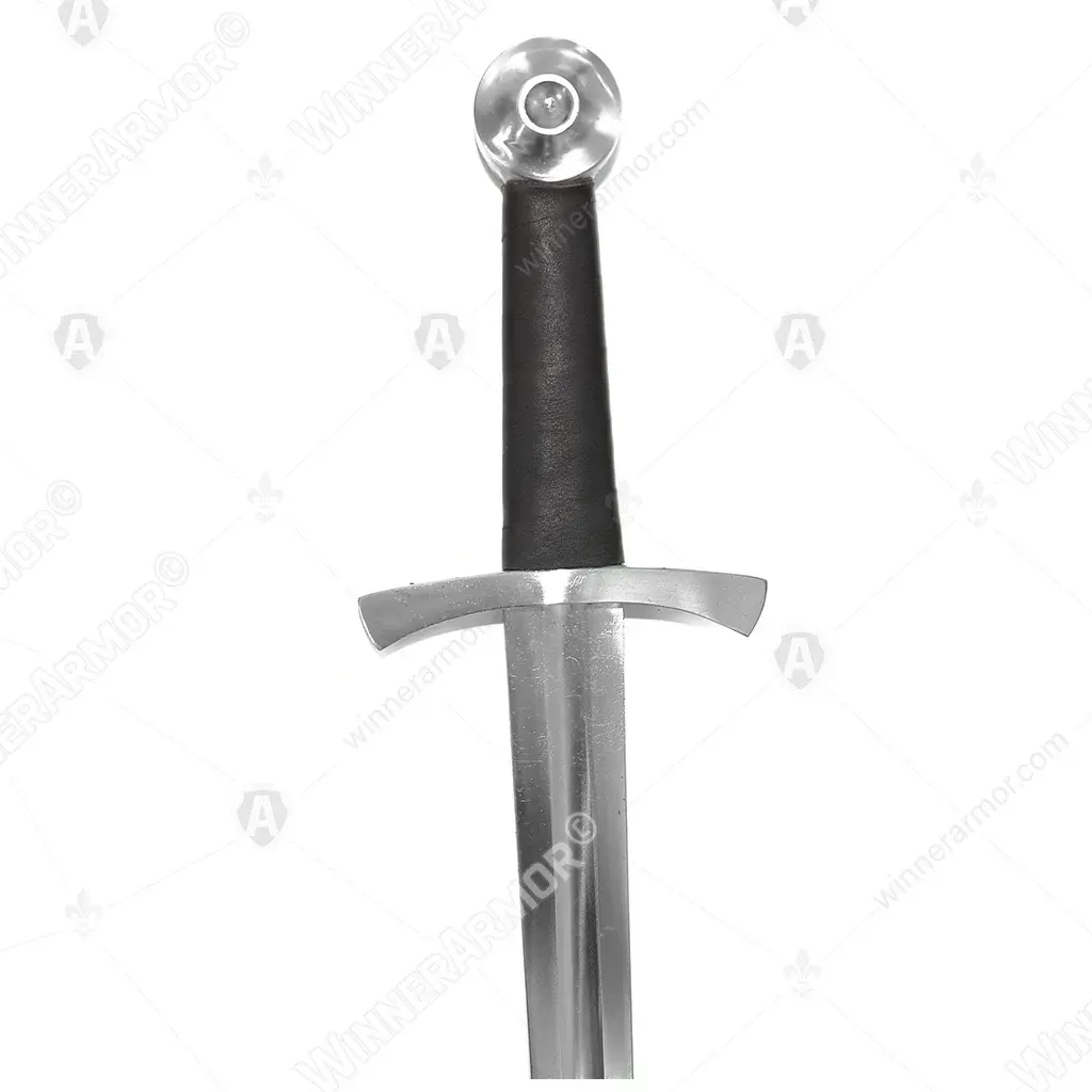 One-handed sword with round pommel