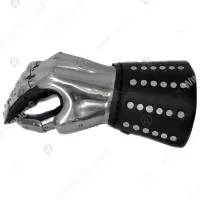 Hourglass with brigante gaiter