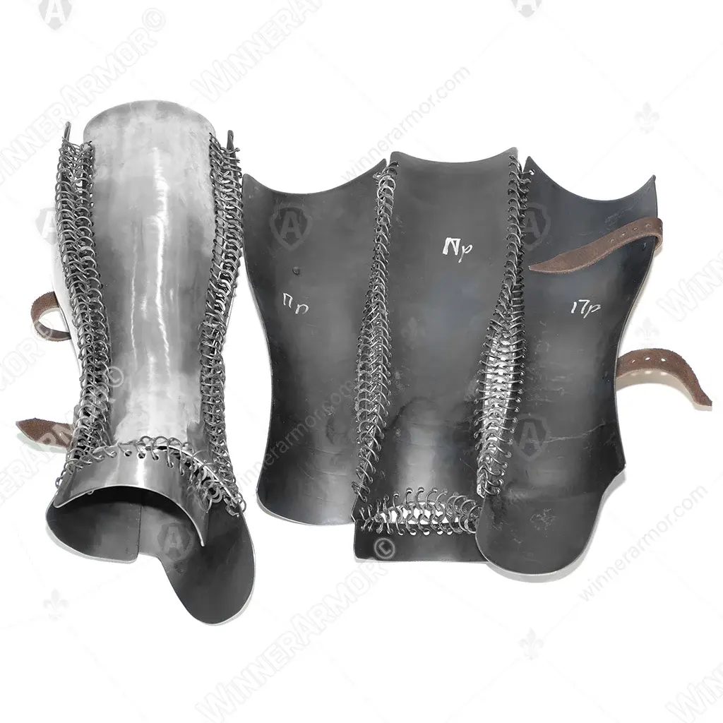 Anatomic eastern greaves