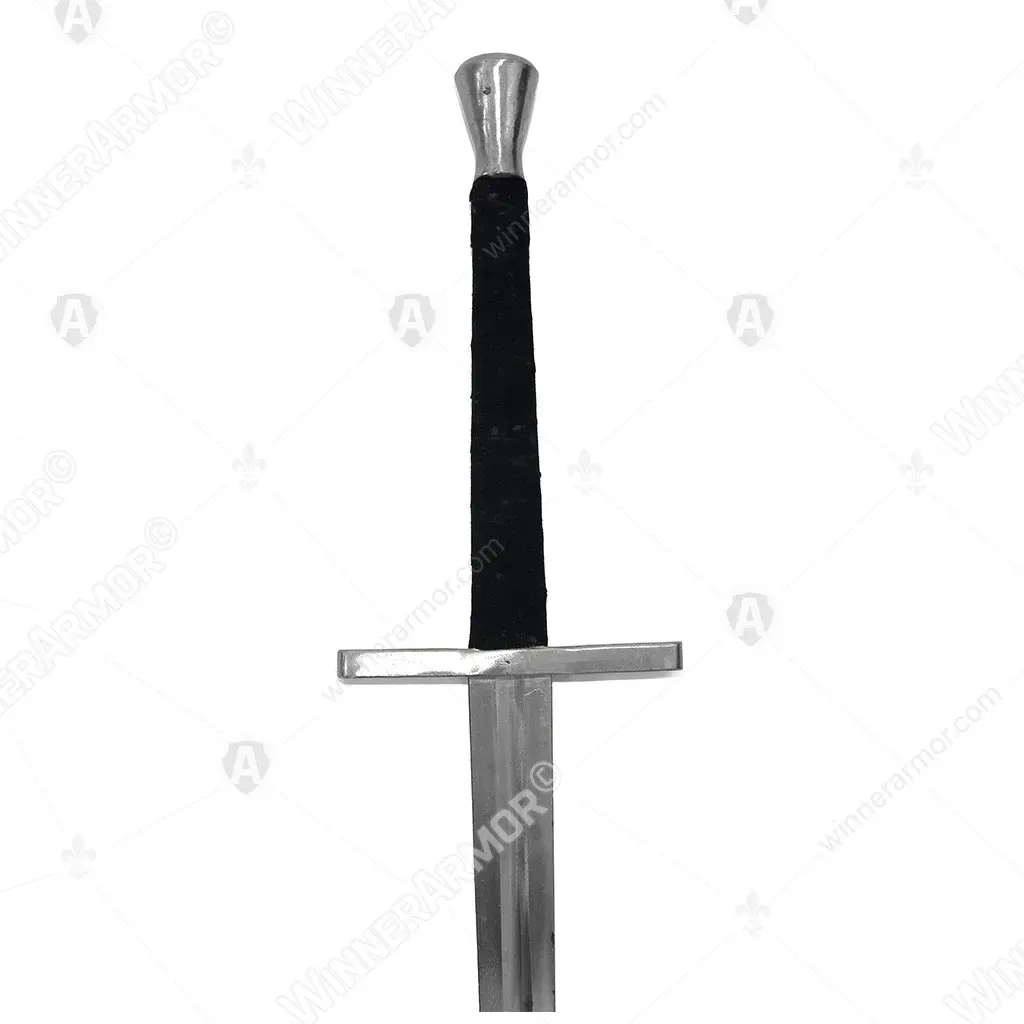 Longsword with conical pommel
