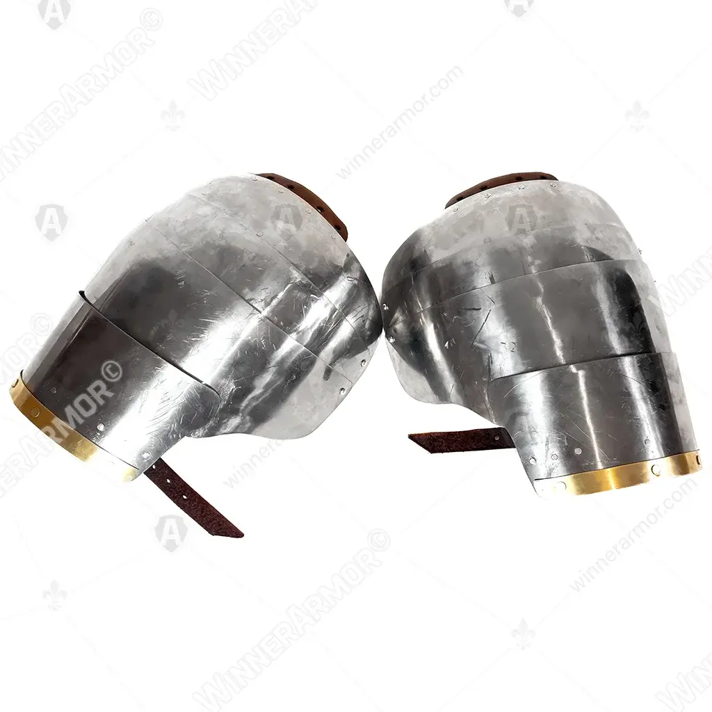 Big knight shoulders